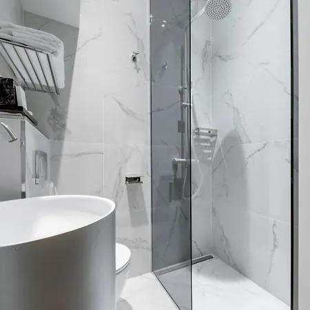 Apartment Bluestay 78 - Superb Paris